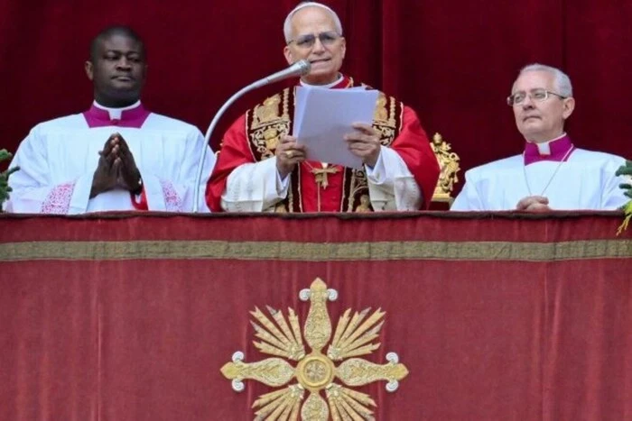 «Нехай стихне зброя». Папа Римський згадав про Україну в різдвяному привітанні