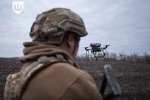 Зеленський наказав модернізувати систему розподілу дронів та стратегію захисту неба