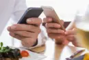 Смартфон рятує від зайвих калорій? Неочікуваний висновок вчених