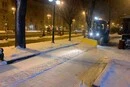 Київ зустрічає Новий рік зі снігом: на вулиці виведено понад 300 одиниць техніки