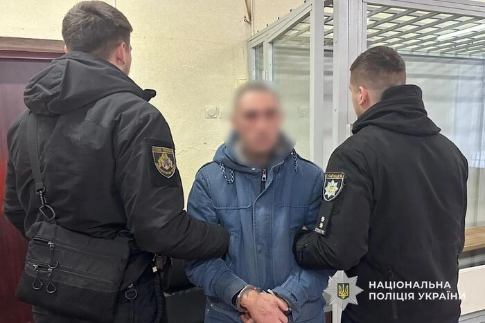 Смертельний удар ножем у Дніпрі: поліція затримала підозрюваного