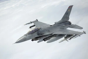 Під час навчань на Тайвані зник винищувач F-16