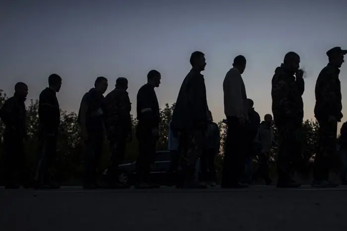 Росія тероризує родини полонених українців. Фахівець пояснює, як себе поводити