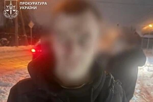 Прокурори  Окружної прокуратури міста Івано-Франківська затримали водія, що напав на комунальника