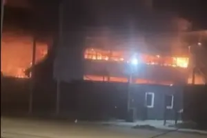 Унаслідок ударів на території підприємства зафіксовано пожежу