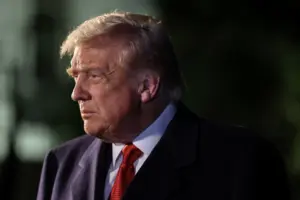 Дональд Трамп хоче рішучого удару по іранському режиму