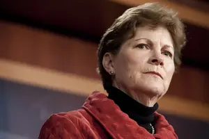 Погрози Трампа щодо Гренландії грають на руку Путіну – сенаторка США