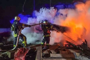 Глава держави окремо подякував тисячам ремонтників, які працюють у складних погодних умовах