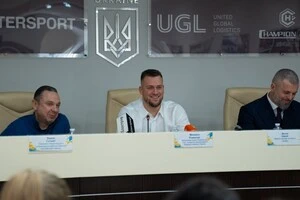 Романчук протягом своєї кар'єри встановив європейський рекорд, який було пізніше побито