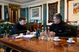 Президент обговорив з міністром оборони розбудову системи технологічного контролю за полем бою