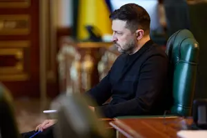 Міністр внутрішніх справ України доповів президенту про ліквідацію пожеж на уражених об’єктах