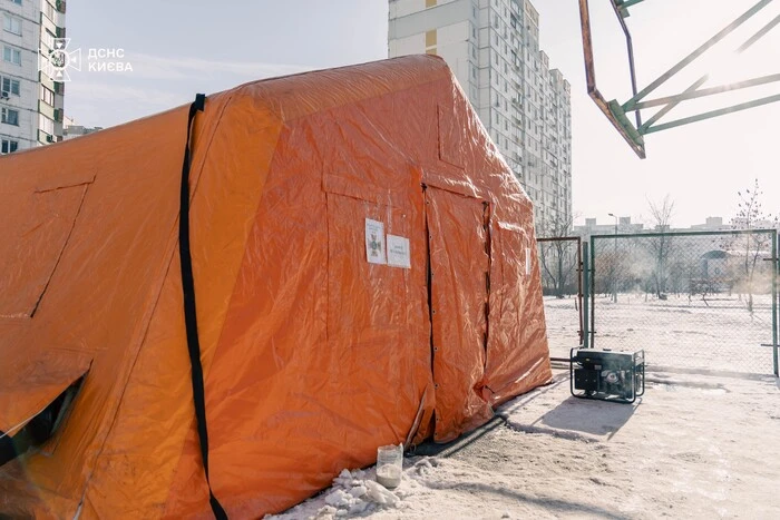 Нардеп повідомив про смерть двох слюсарів у Києві від перенавантаження