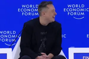 Маск показався на форумі в Давосі
