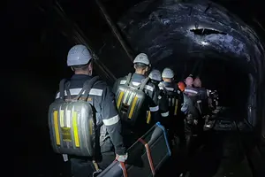 Внаслідок знеструмлення зупинилися дві шахти