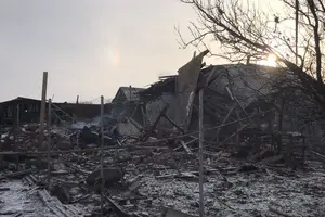 На місці події рятувальники розібрали близько 500 кг будівельних конструкцій