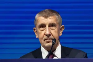 Особливу критику прем'єра Чехії викликав начальник Генштабу Карел Ржека