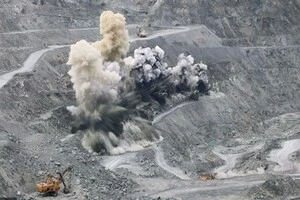 Вибухові роботи триватимуть на території Шамраївського родовища гранітів