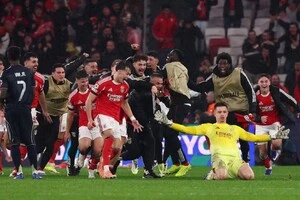 Гол Трубіна дозволив «Бенфіці» пробитись у плейоф Ліги чемпіонів