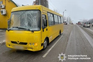 49-річний водій автобуса Ataman скоїв наїзд на пішохода