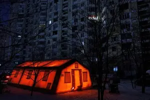 Мер повідомив, скільки будинків у Києві досі без тепла