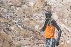 Серед загиблих – шахтарі, діти та жінки, які торгували поблизу копальні