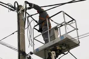 Енергетики ДТЕК розповіли, ремонтують обладнання після обстрілів