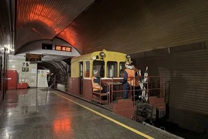 Метрополітен повністю зупиняв рух через дефіцит напруги