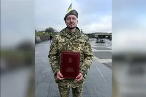 6 декабря 2025 года Любомир Микало награжден званием Героя Украины