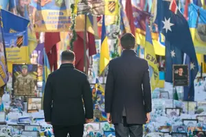 Зеленський та Рютте вшанували пам'ять загиблих захисників (відео)