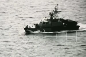 Озброєні човни Ірану наблизилися до танкера США в Ормузькій протоці