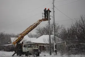 Енергетики роблять усе можливе для якнайшвидшого повернення в роботу пошкодженого ворогом обладнання