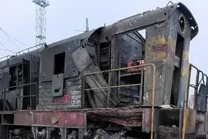 Удар прийшовся по вагону незламності, який розміщено в громаді для обігріву мешканців