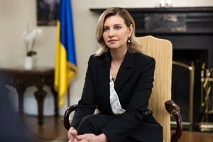 Дружина президента зосередила свою діяльність на соціальних, гуманітарних і культурних ініціативах
