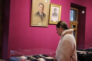 Виставковий проєкт «Ніна Тобілевич. За лаштунками життя та сцени» у Музеї видатних діячів української культури