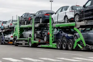 Найпопулярнішим брендом серед імпортованих авто став Volkswagen