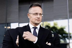 Голова МЗС Угорщини зробив скандальну заяву про мобілізацію в Україні