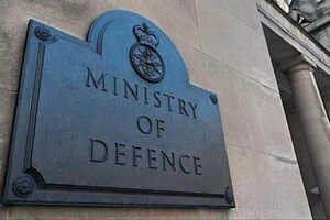 Політичні партії Британії отримали сигнали про зовнішні ризики