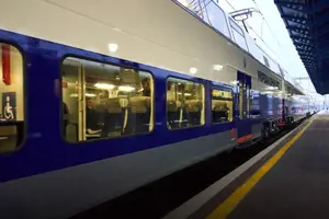 «Укрзалізниця» оприлюднила оперативний статус руху поїздів в окремих регіонах 