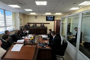 Засідання Апеляційного суду, під час якого розглядають апеляцію на вирок Артема Косова, засудженого до довічного через вбивство підлітка Максима Матерухіна на станції фунікулера. Київ, 9 лютого 2026 року