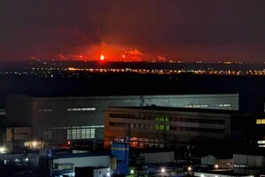 У російському Волгограді уражено НПЗ (відео)