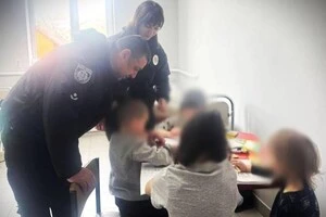 Родина, у якій жив хлопчик перебуває на обліку в соціальній службі