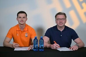 Дмитро Криськів підписав договір із Сергієм Палкіним