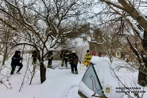 Після ліквідації вогню рятувальники виявили в приміщенні тіло чоловіка