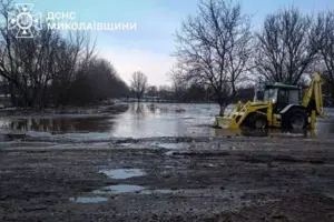 Тала вода та зливи спричинили масові підтоплення в регіонах