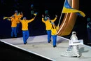 Табличку України під час відкриття Олімпіади несла росіянка. Деталі скандалу