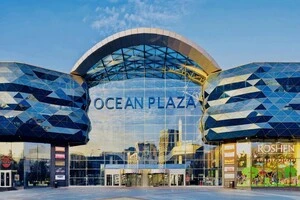 ТРЦ Ocean Plaza був відкритий 19 листопада 2012 року