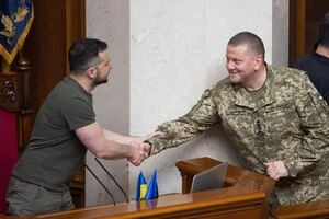 Залужний відмовляється обговорювати свої політичні амбіції, бо не хоче завдати шкоди національній єдності під час війни 