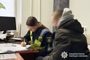 П’яний підліток осквернив меморіал полеглому герою в Києві: деталі інциденту