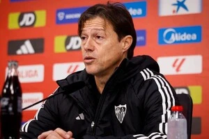 Матіас Алмейда спостерігатиме матчі своїх підопічних на відстані