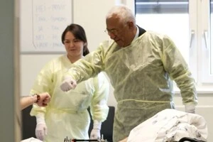 Президент Євроради Антоніу Кошта поспілкувався з пораненим захисником